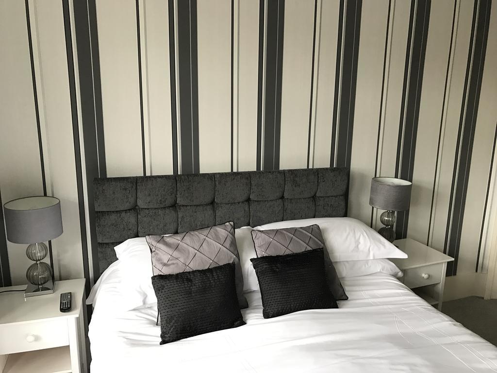 휫비 The Grove B&B 외부 사진