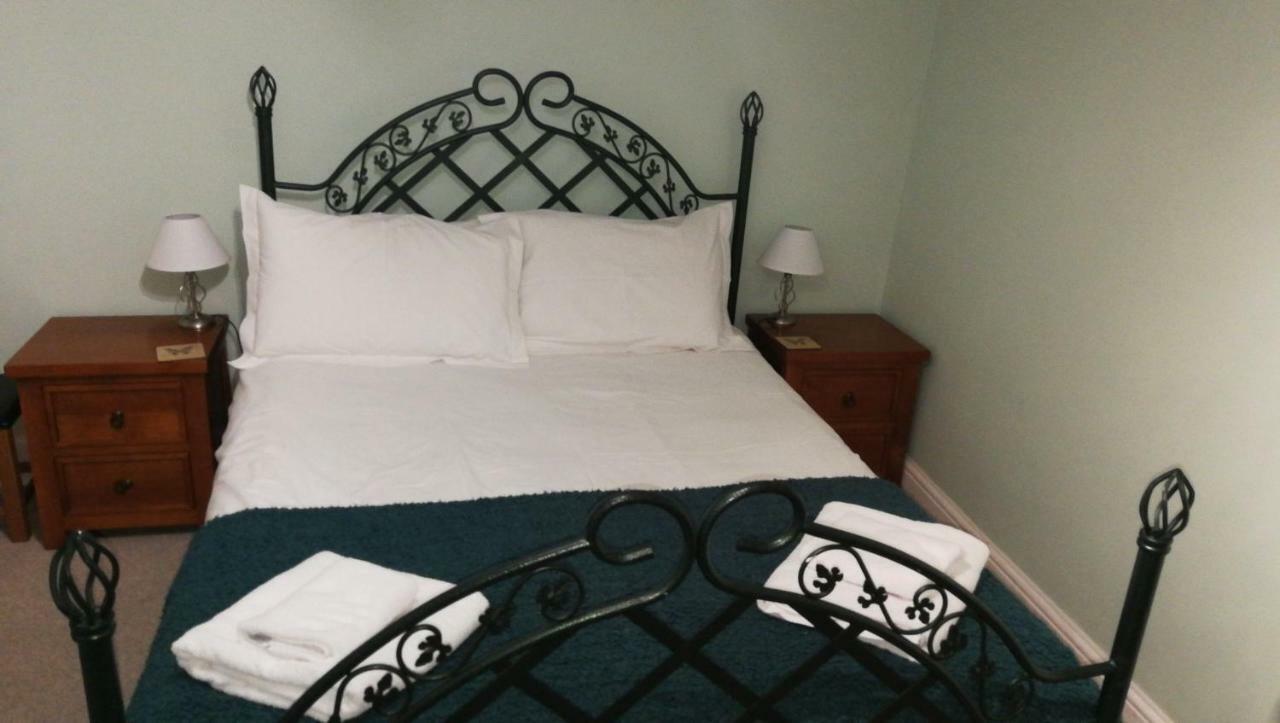 휫비 The Grove B&B 외부 사진